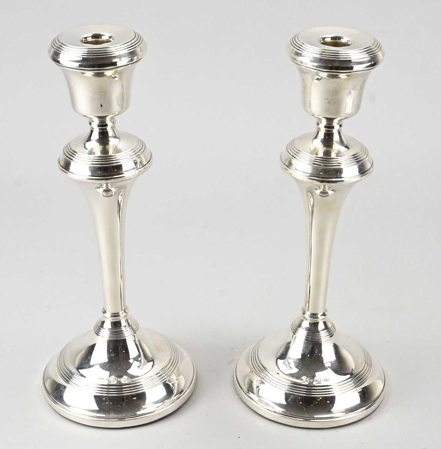 925 1ste gehalte sterling zilver 2405 gram hoge kandelaars 31 cm